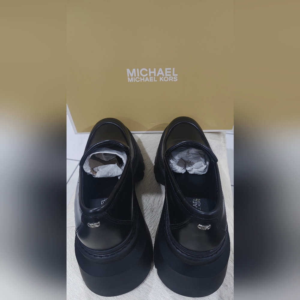 Michael Kors Loafers - Picture 4 of 10
